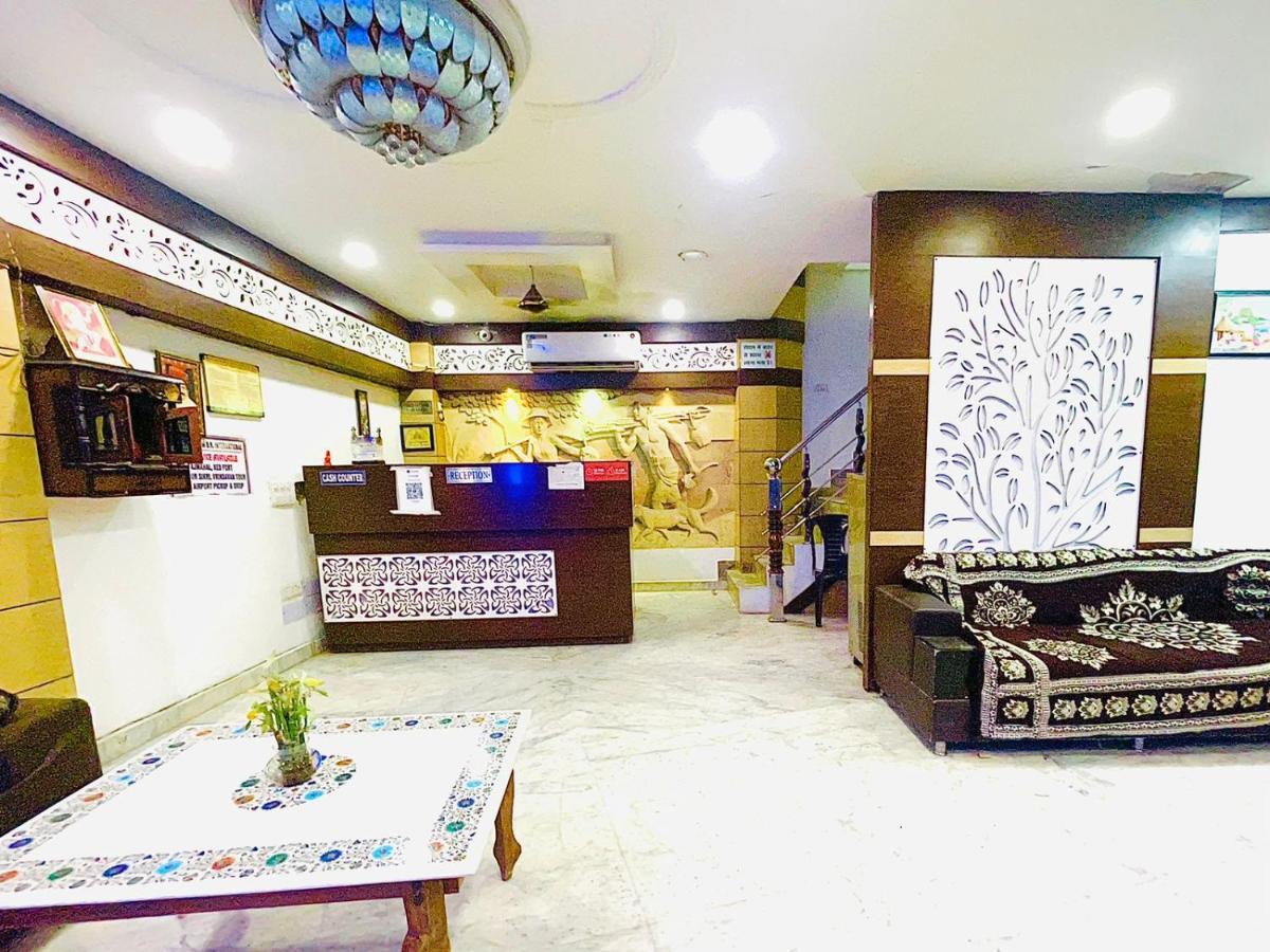 Blue Rose International, Family Hotel Agra  Eksteriør billede