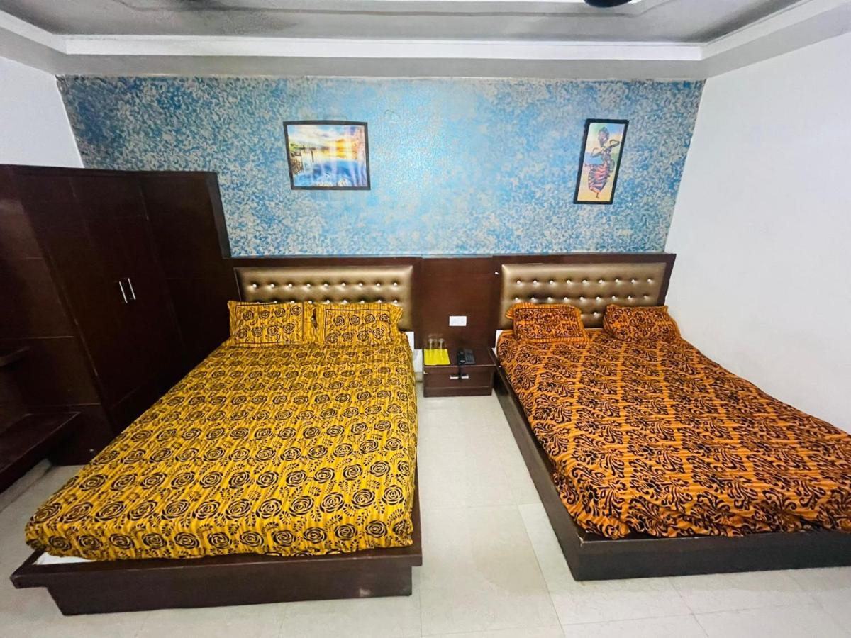 Blue Rose International, Family Hotel Agra  Eksteriør billede
