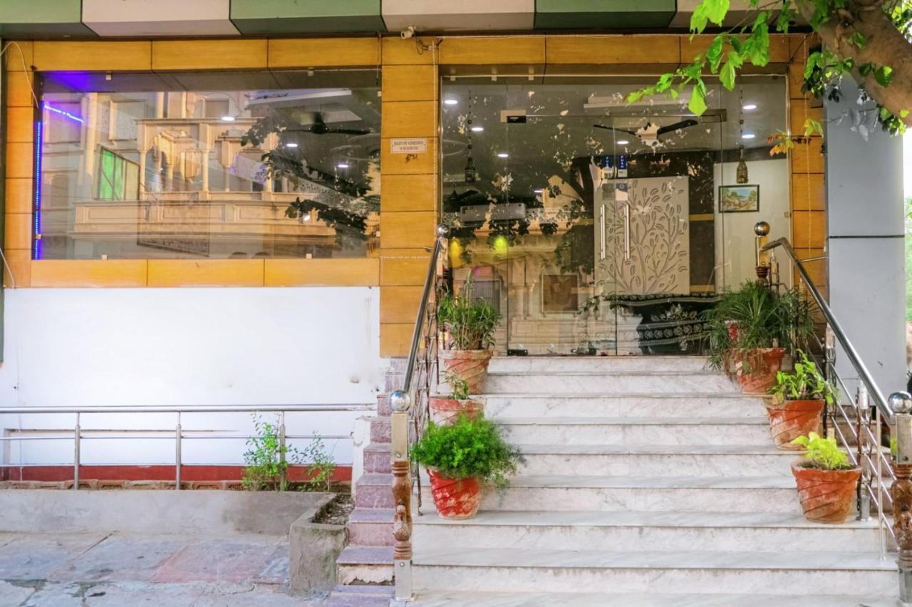 Blue Rose International, Family Hotel Agra  Eksteriør billede
